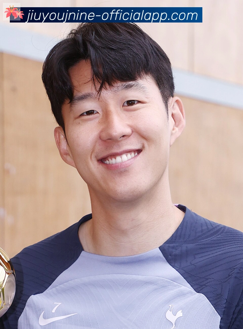 劳塔罗·马丁内斯